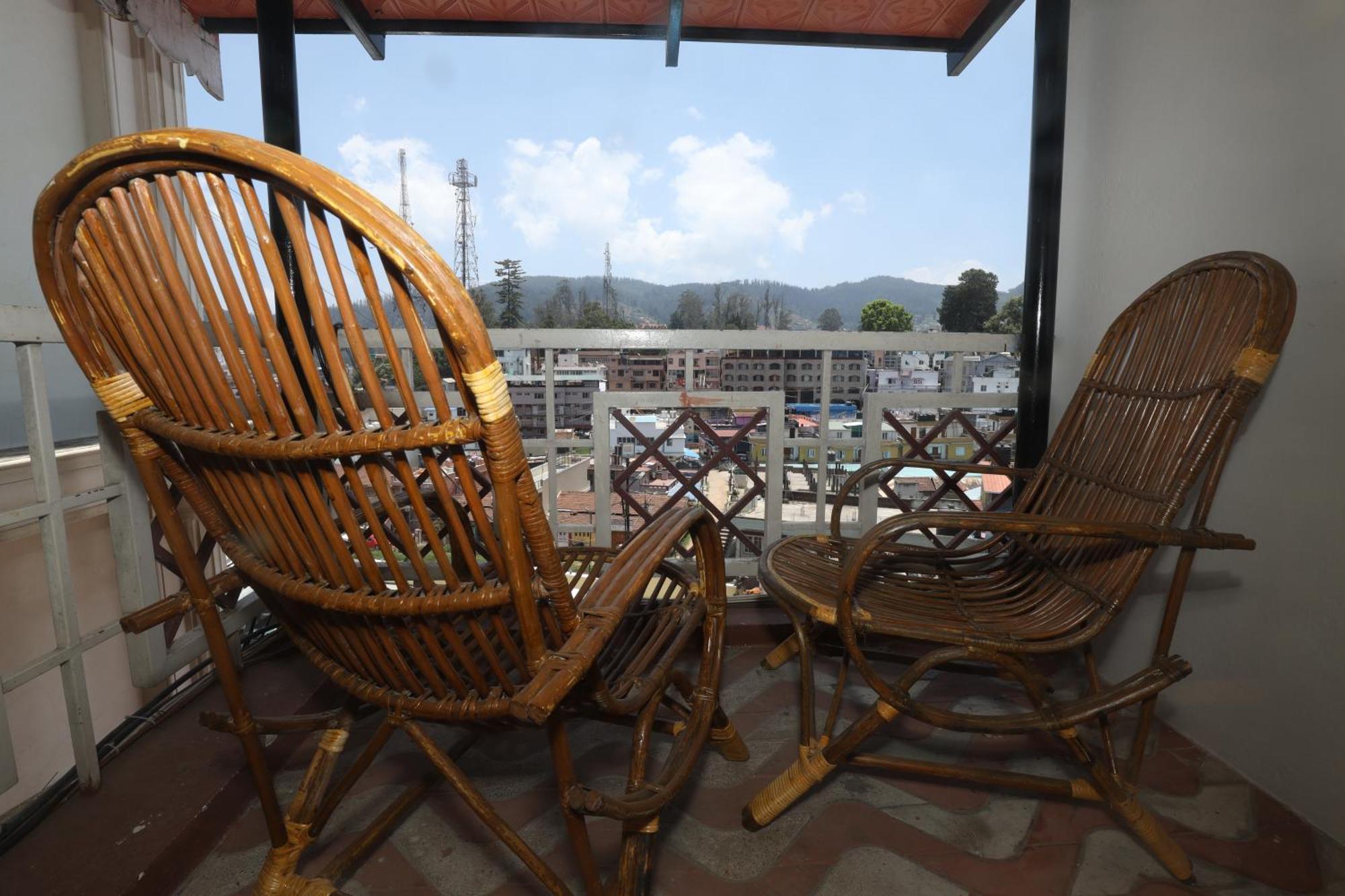 אוטי Hotel Silver Oak מראה חיצוני תמונה