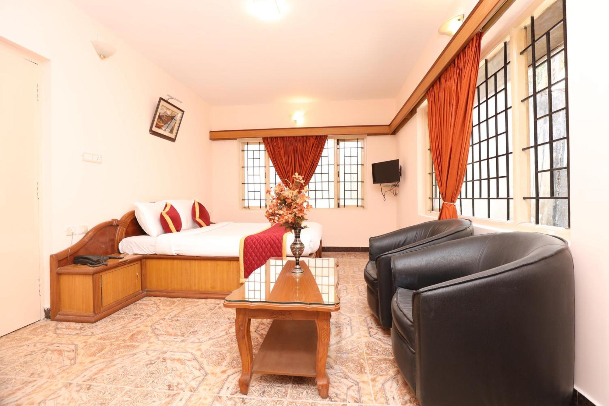 אוטי Hotel Silver Oak מראה חיצוני תמונה