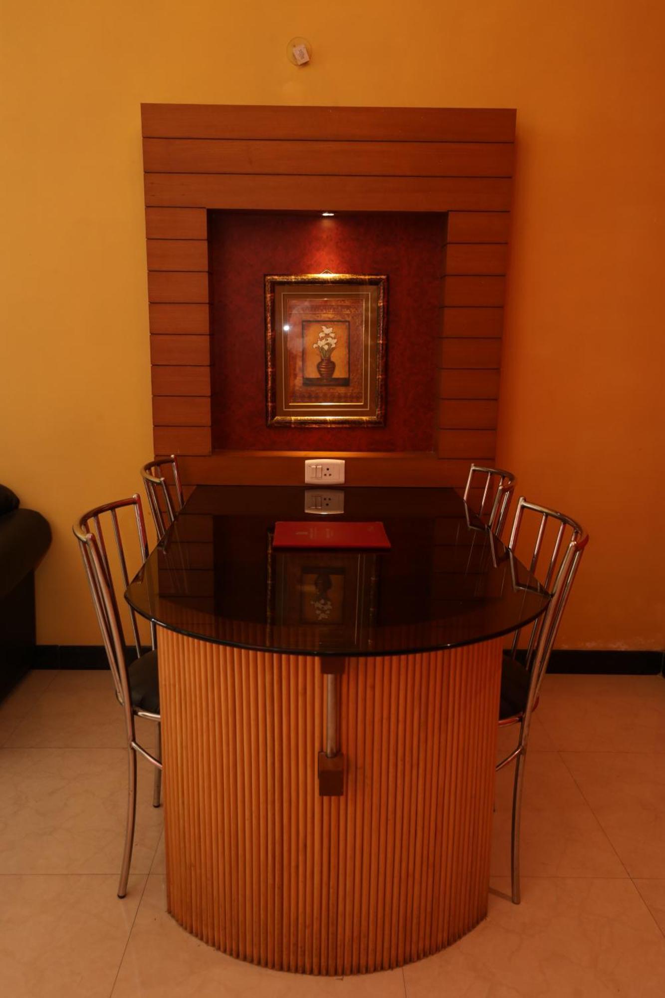 אוטי Hotel Silver Oak מראה חיצוני תמונה