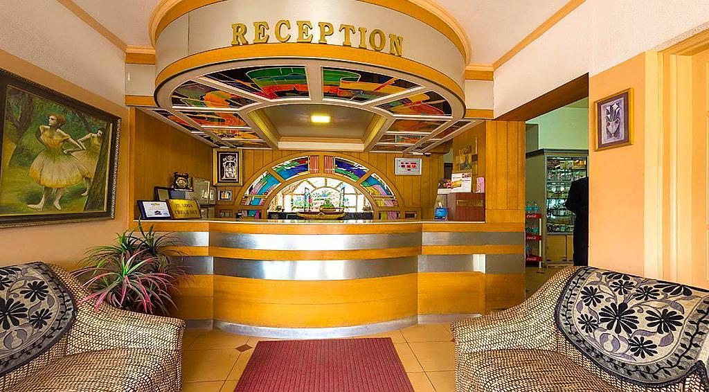 אוטי Hotel Silver Oak מראה חיצוני תמונה