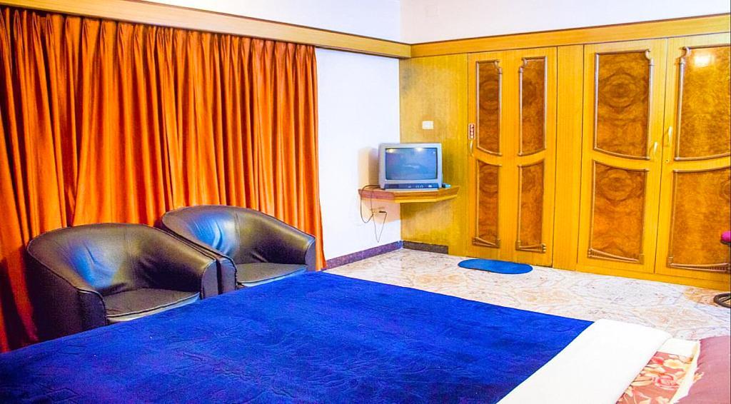 אוטי Hotel Silver Oak מראה חיצוני תמונה